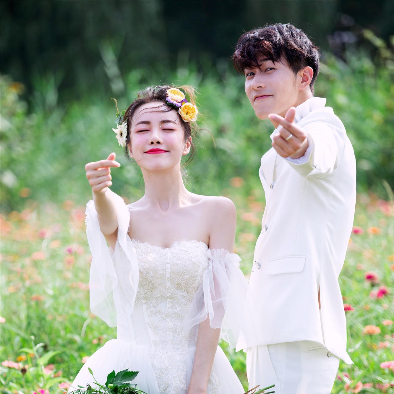 【人气精选】无隐形消费+风格任选婚纱摄影