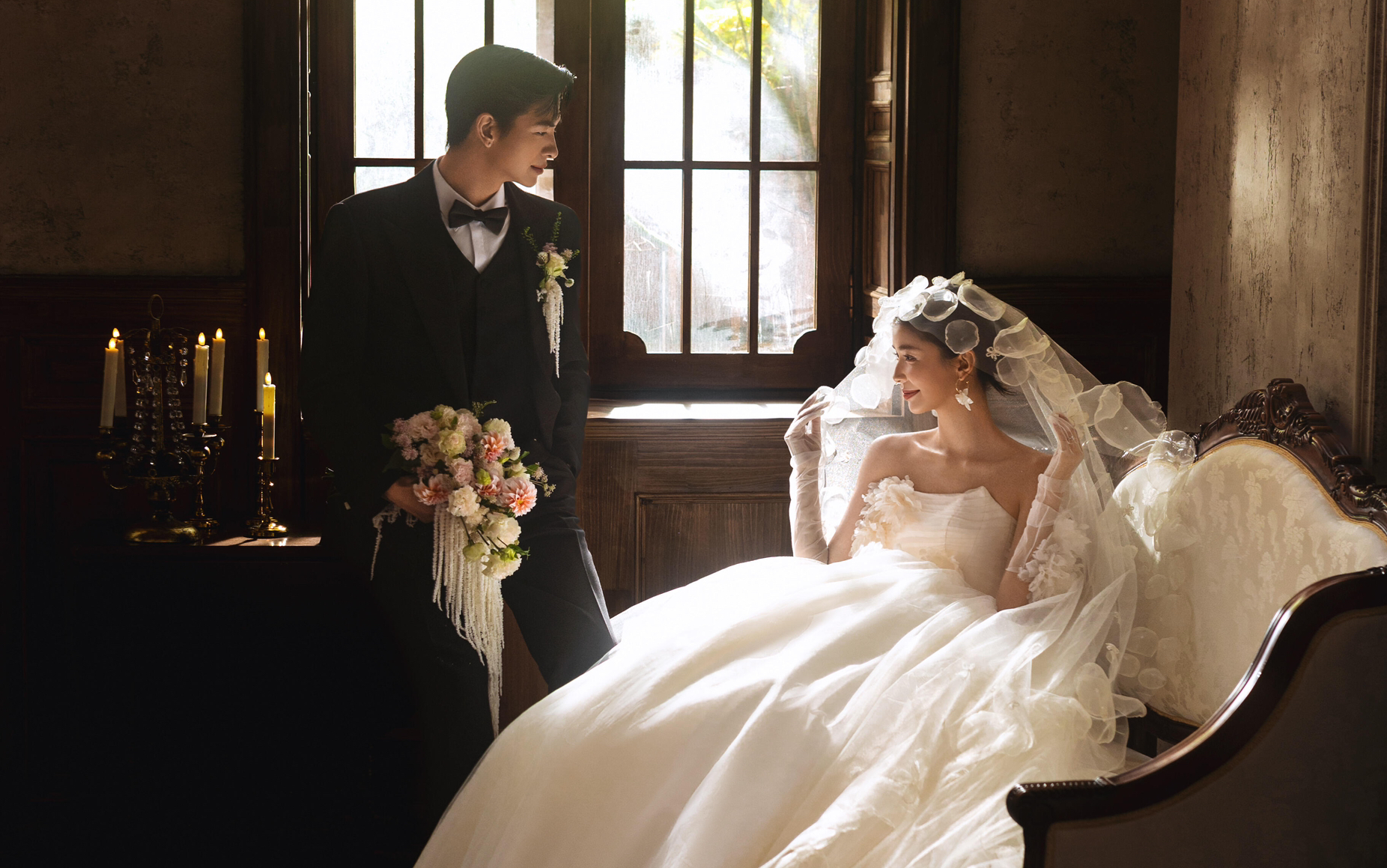 把婚紗照拍成了復古油畫｜這氛圍感誰頂?shù)米? style=