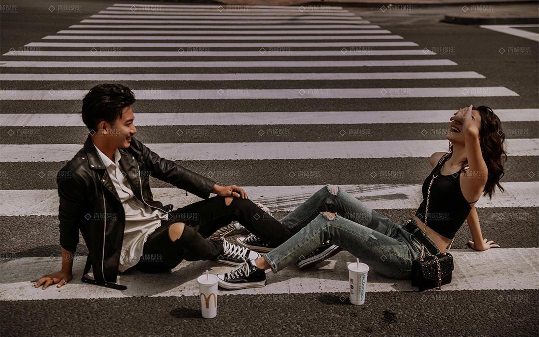 刷爆朋友圈的「INS纪实风」婚照