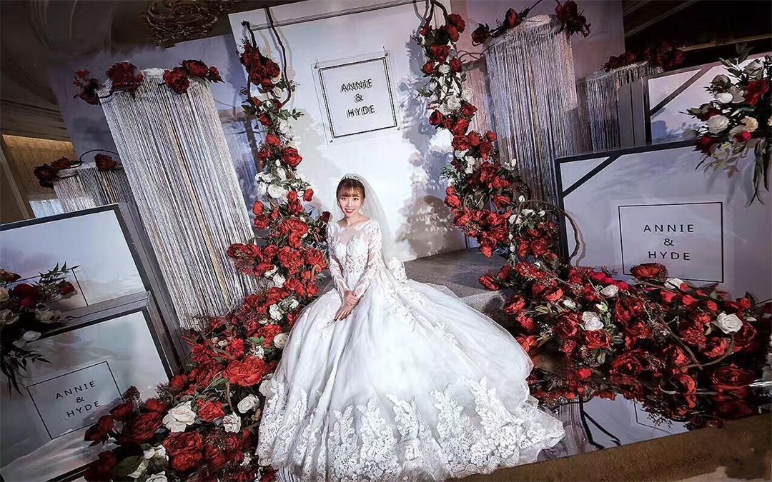 【友阿婚庆】红白玫瑰花主题婚礼定制