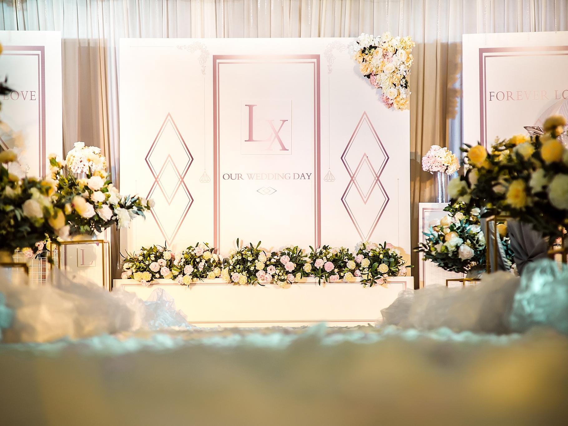 艾唯婚礼【超高性价比】  珍爱一生婚礼套系