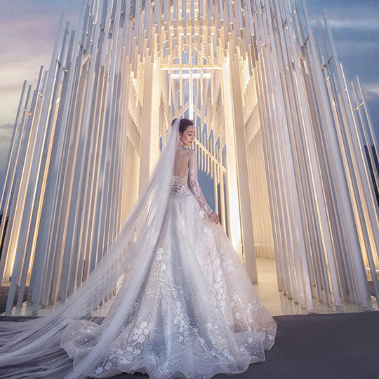【明星同款】艾尔视觉成都高端教堂婚纱照无隐形收费