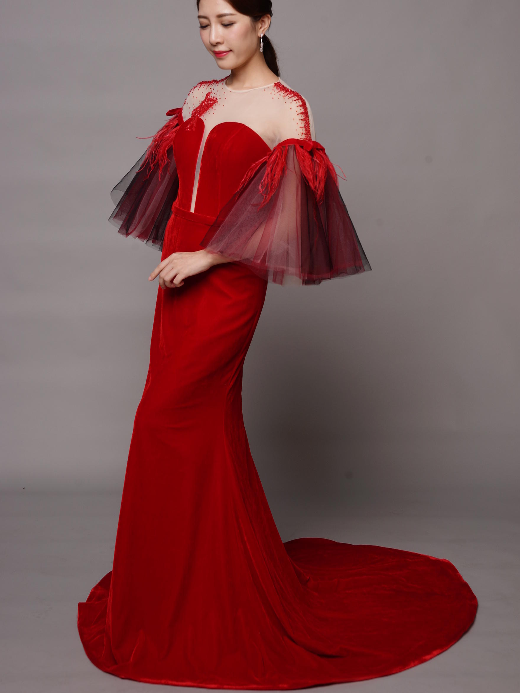 新款大红耀眼鱼尾礼服  女神必选