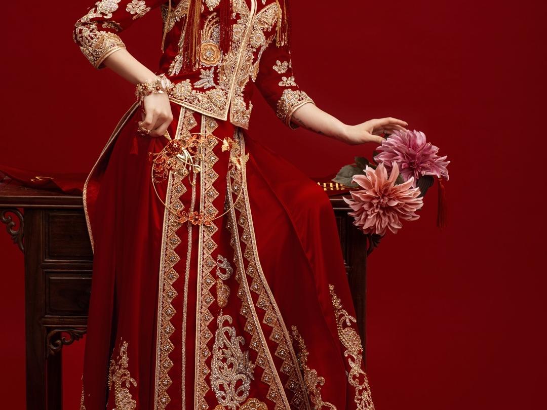 【闪慕婚纱】精选租赁件套（出门纱＋主纱＋礼服）