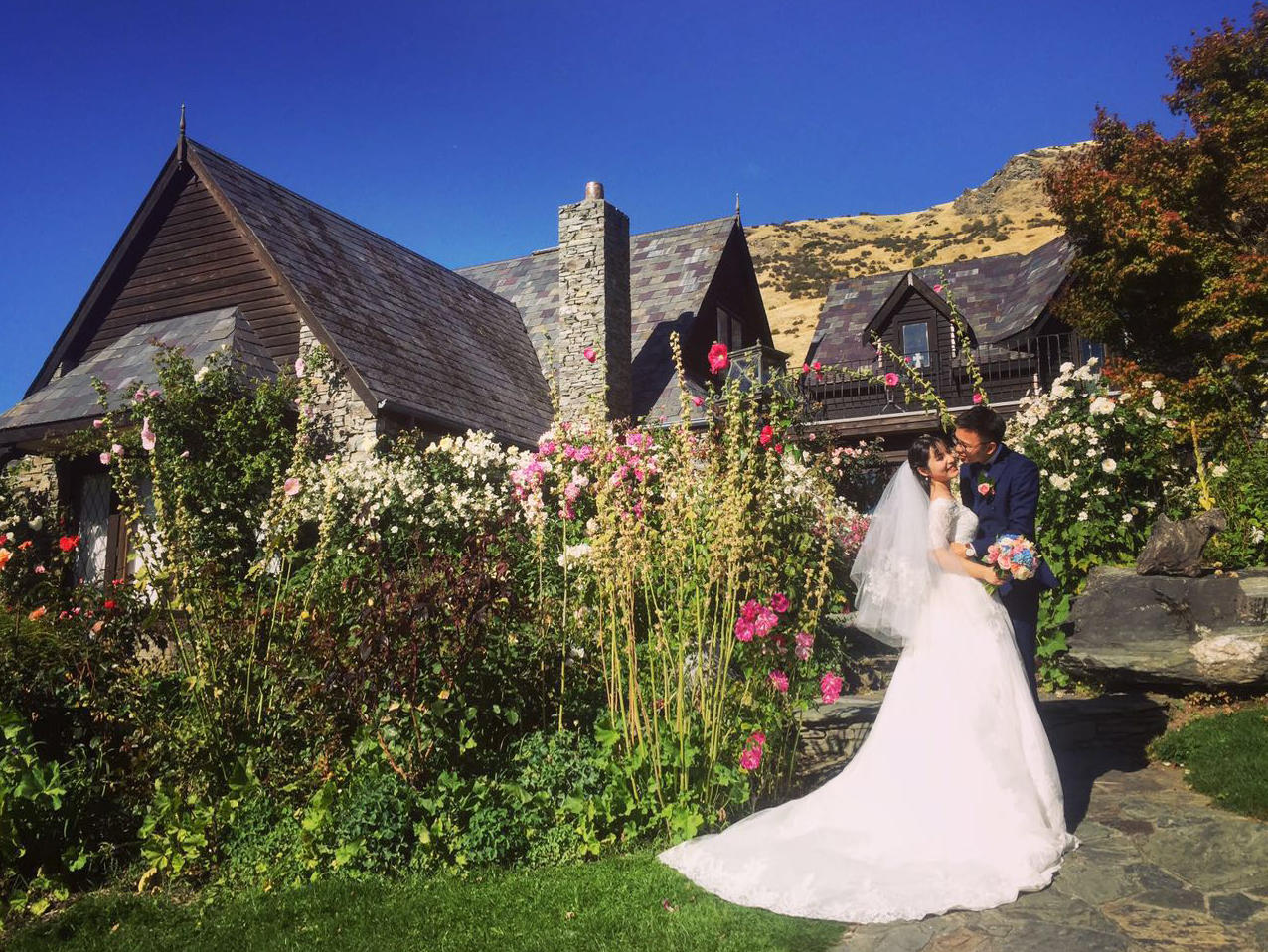 奢华3件套（主纱+敬酒服+长头纱）