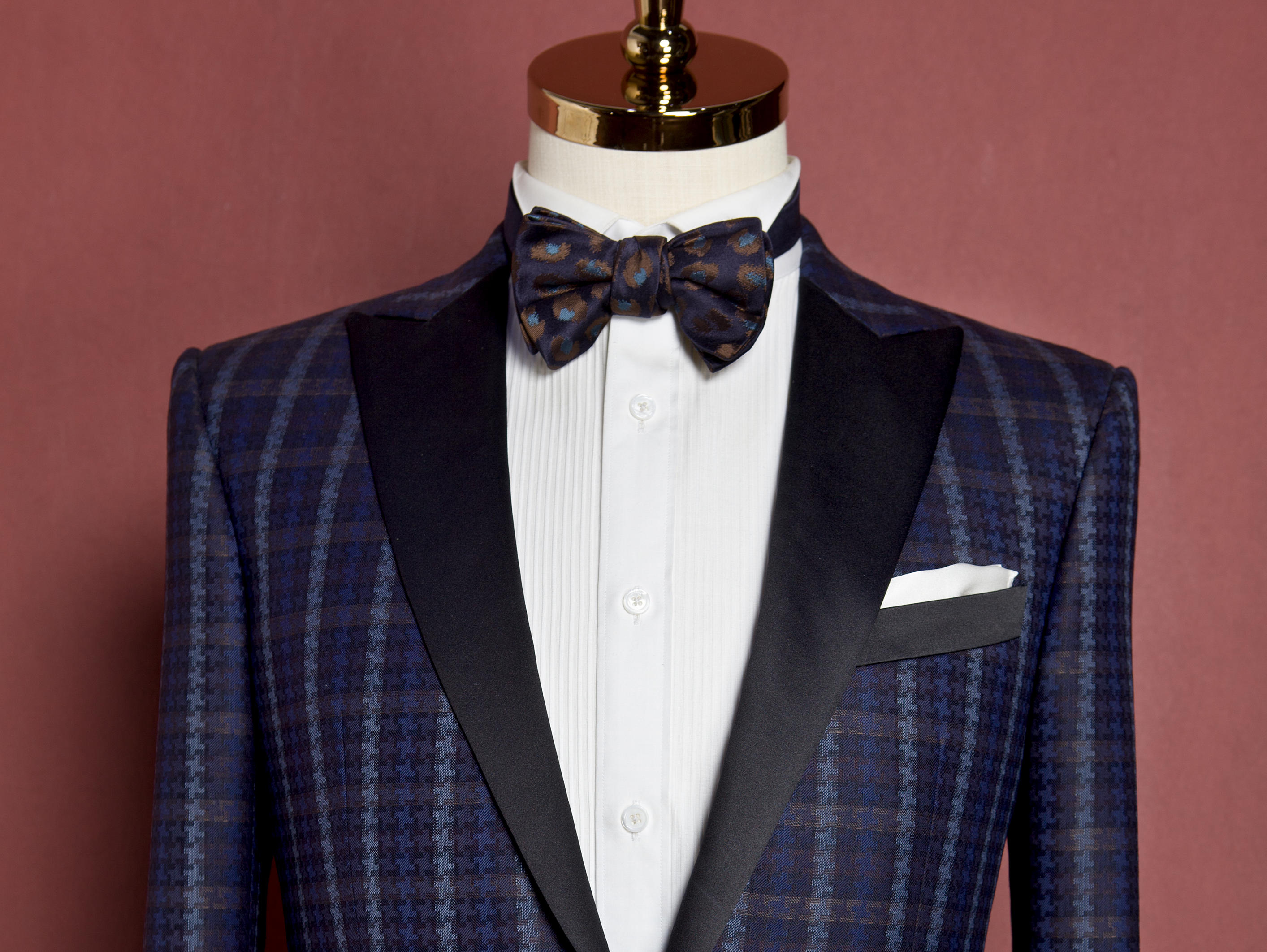 意大利塔式多TUXEDO SUID