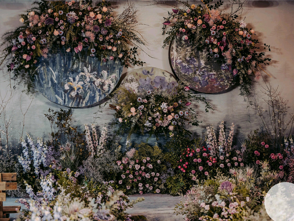 程成婚礼策划室内紫色莫奈花园全鲜花