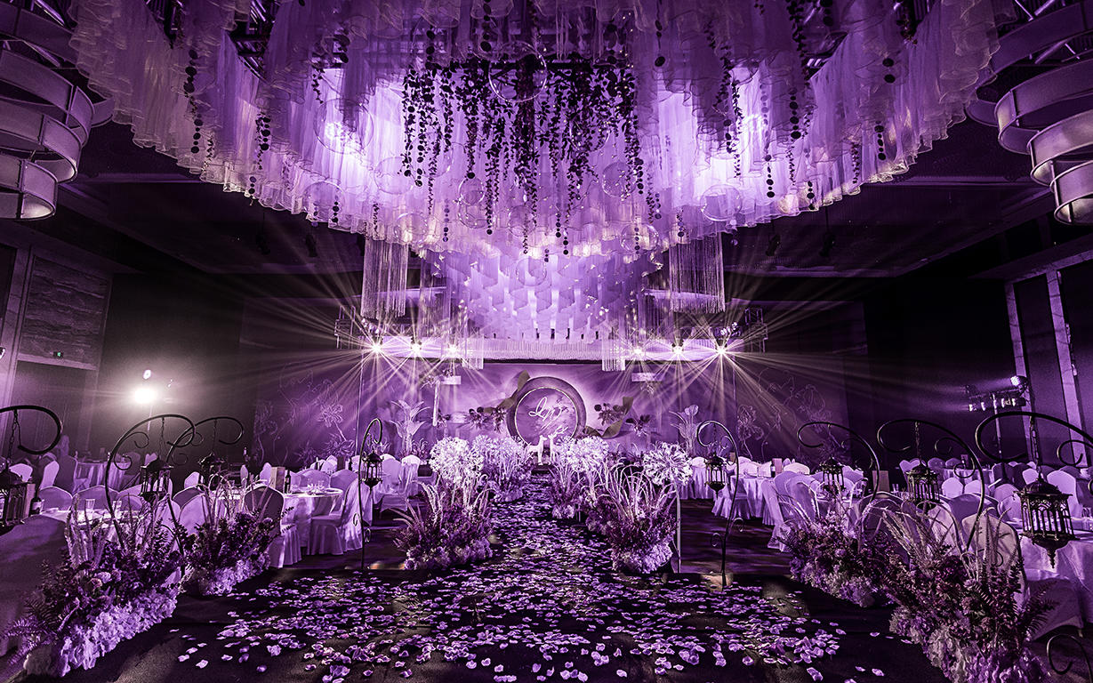鹏宇嘉禾酒店紫色梦幻婚礼