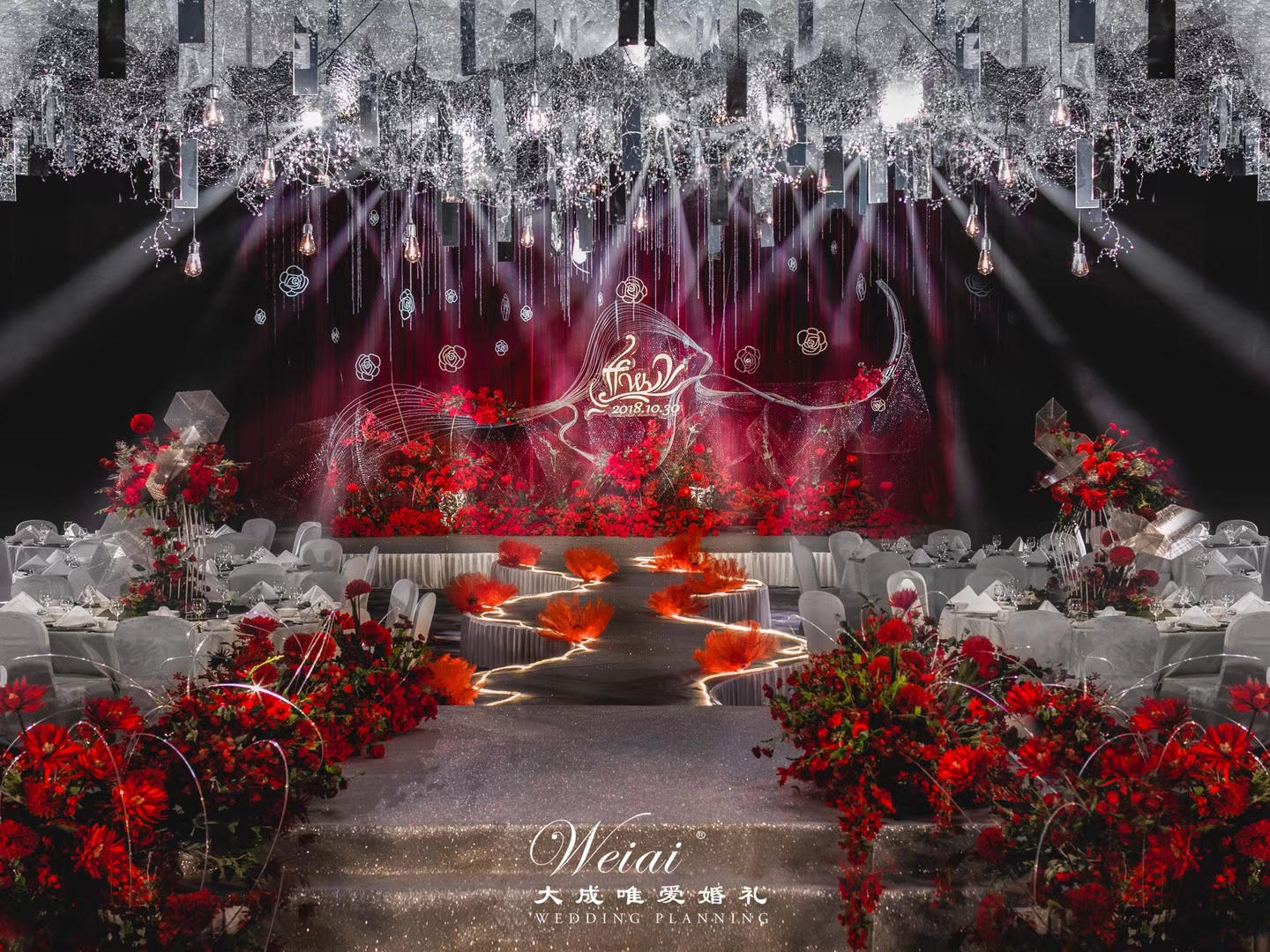 内含四大金刚【THE ONE 暗红色与银灰色】