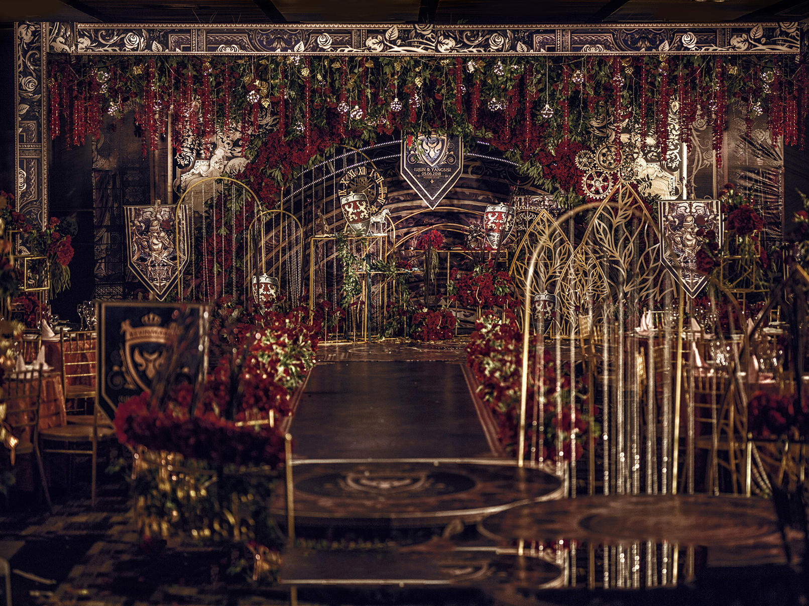 【爱谛尔婚礼】红金欧式复古骑士与玫瑰