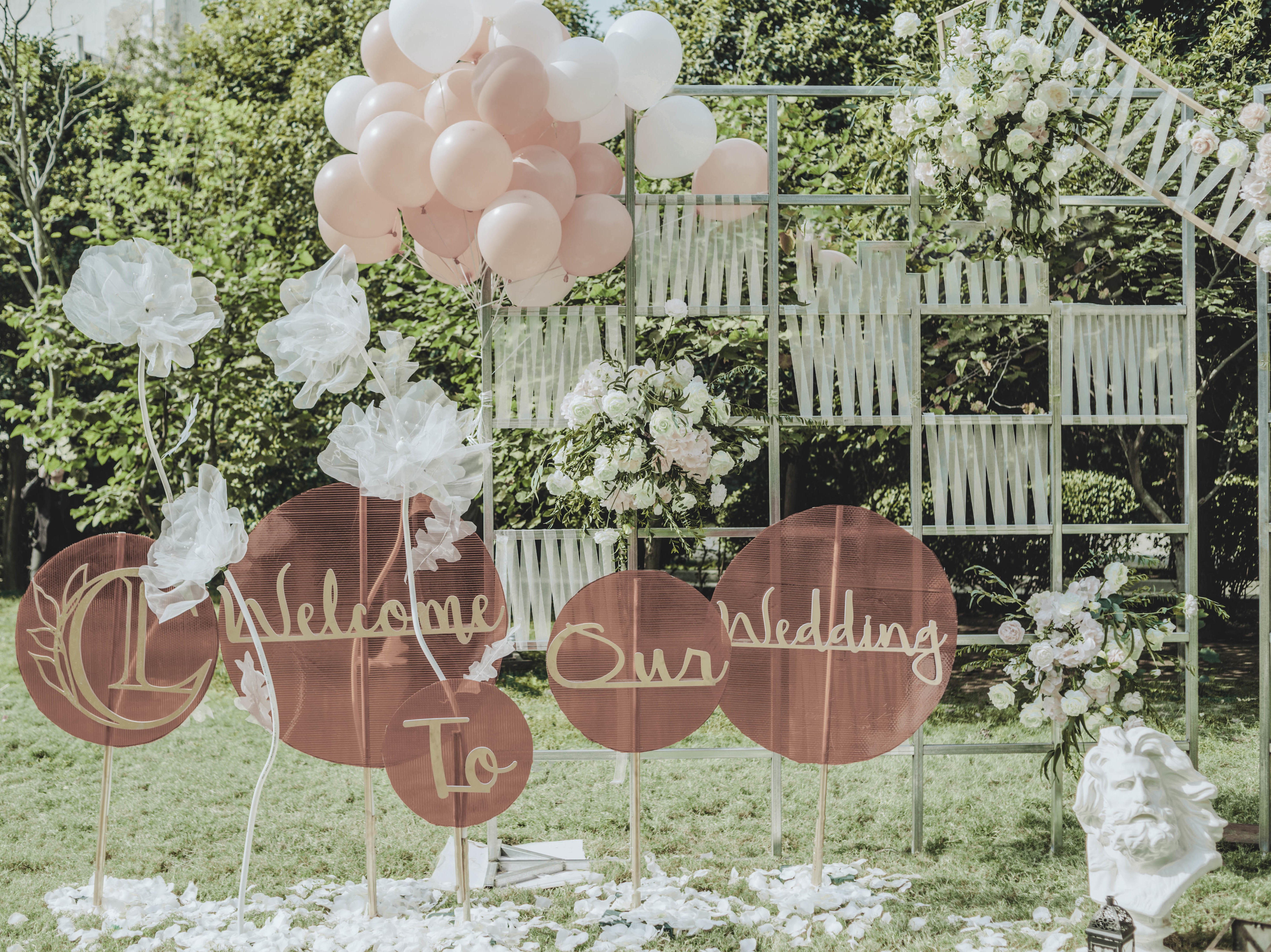 伊甸园高端婚礼：小清新户外婚礼