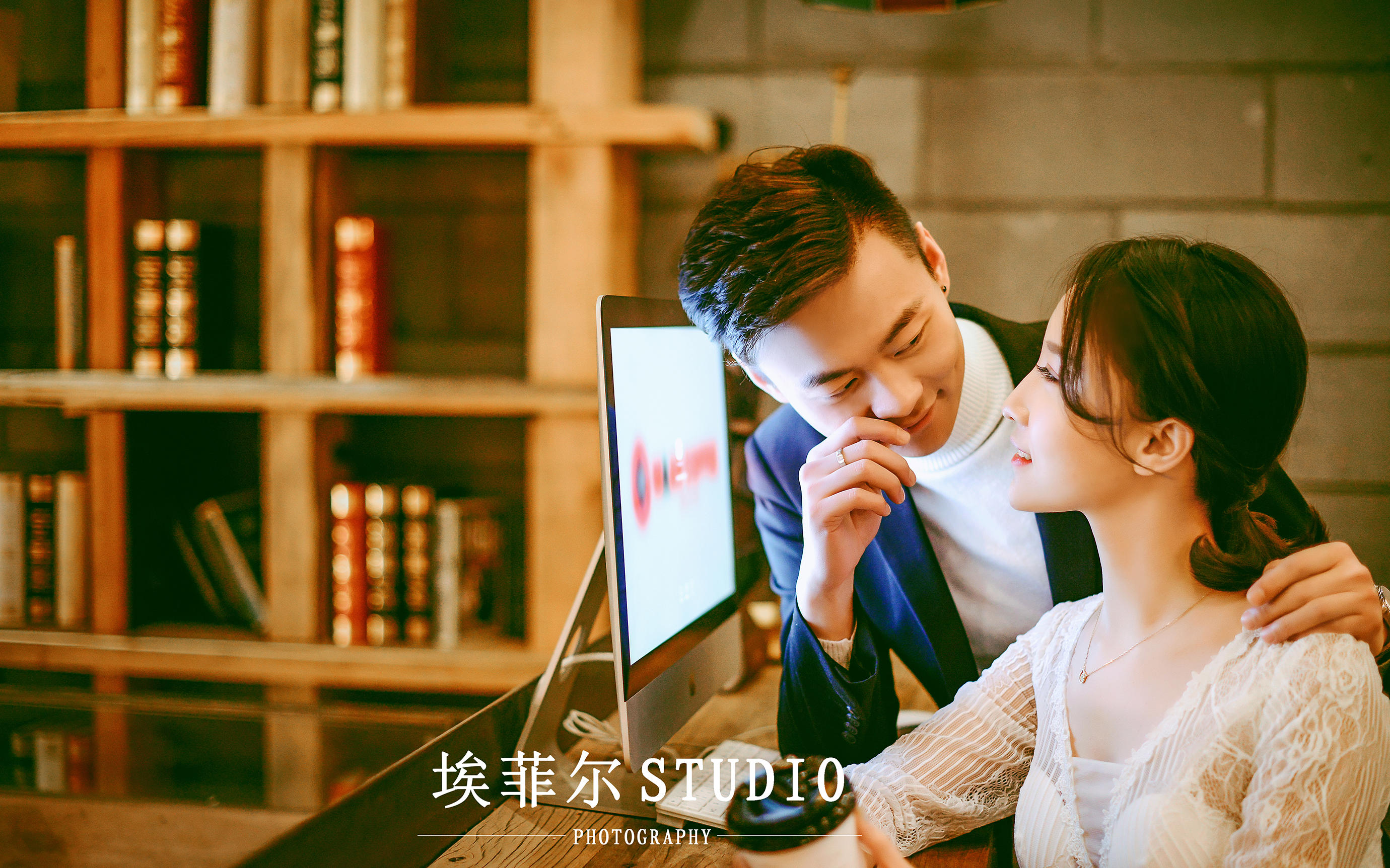 埃菲尔婚纱摄影咖啡馆系列