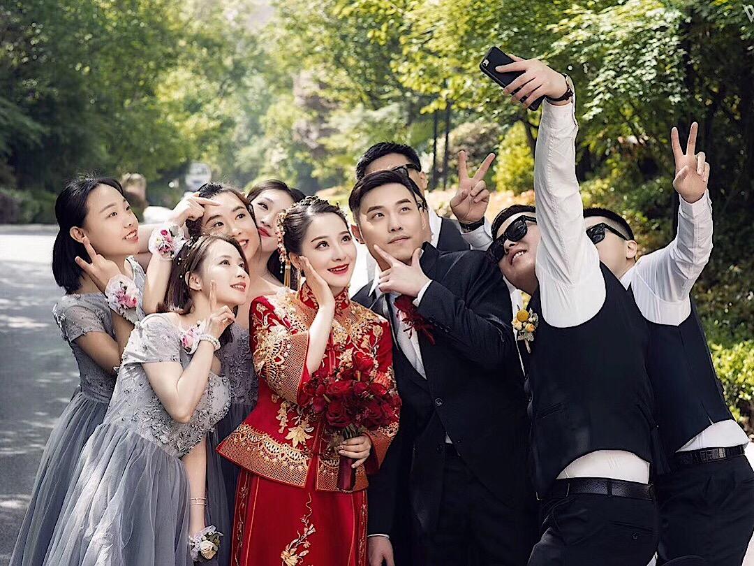 【人气热卖】高定仪式婚纱套餐+1280首席老师跟