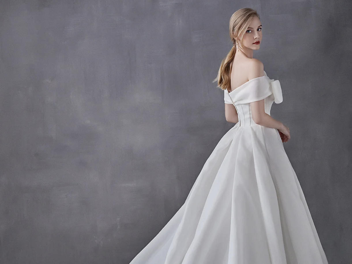 【超值爱心套餐】主纱＋秀禾＋礼服＋伴娘服，999