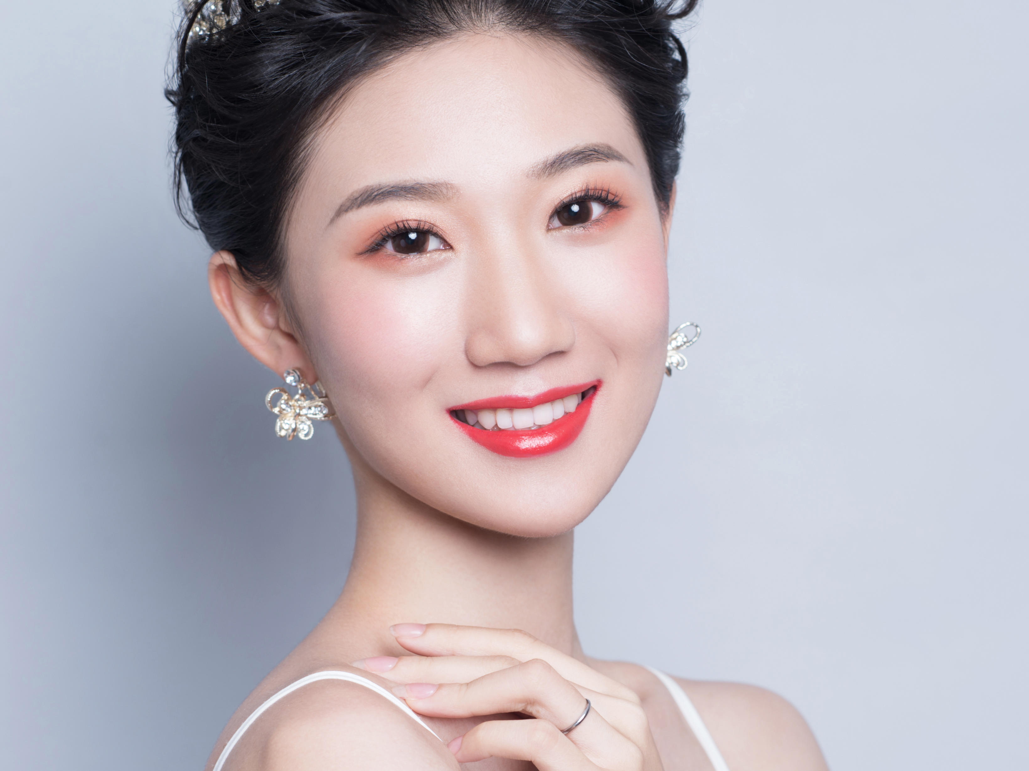 【人气爆款】全程跟妆3造型 送妈妈妆+伴娘妆