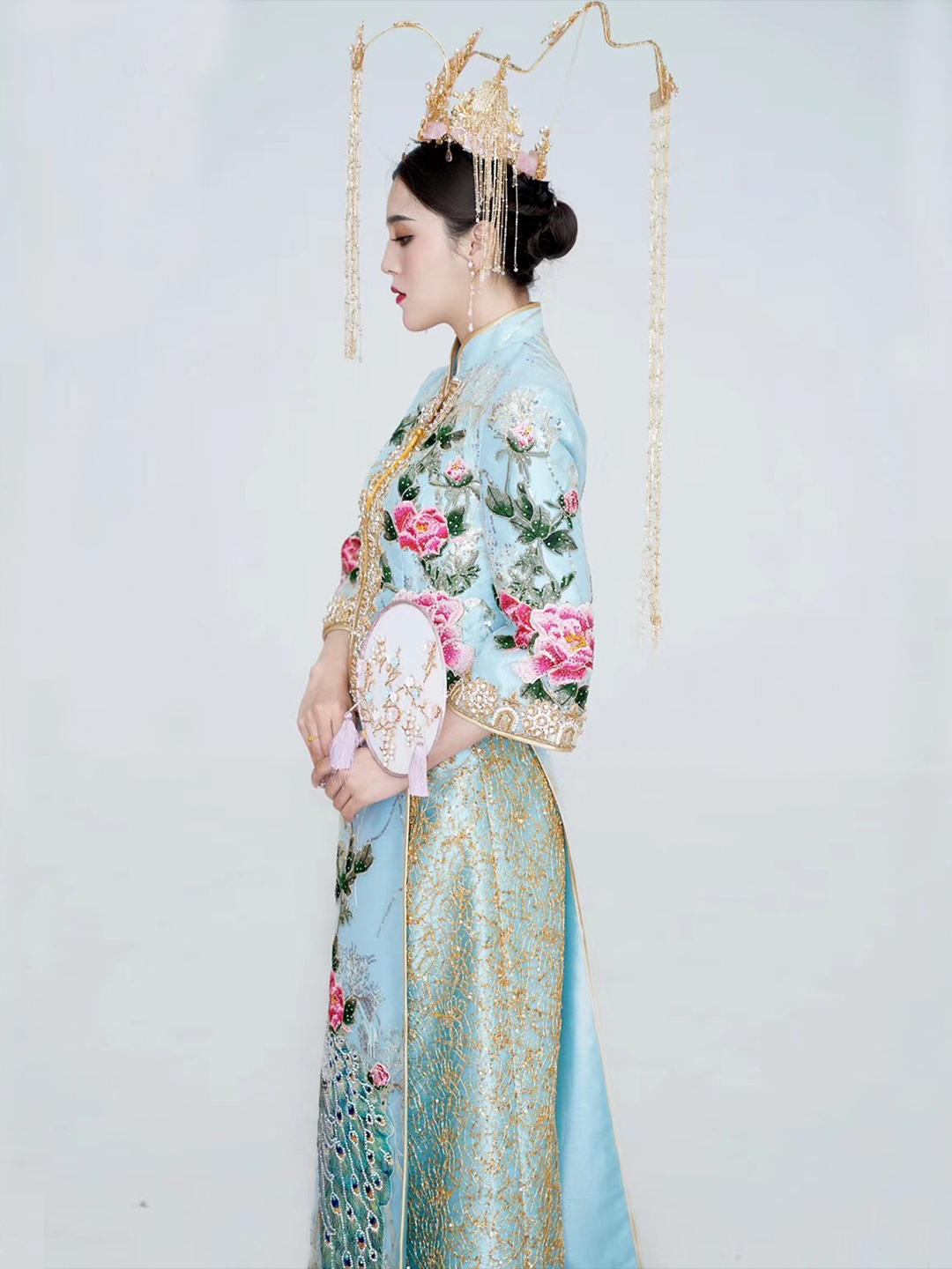 【中式经典】绣制蓝色龙凤褂