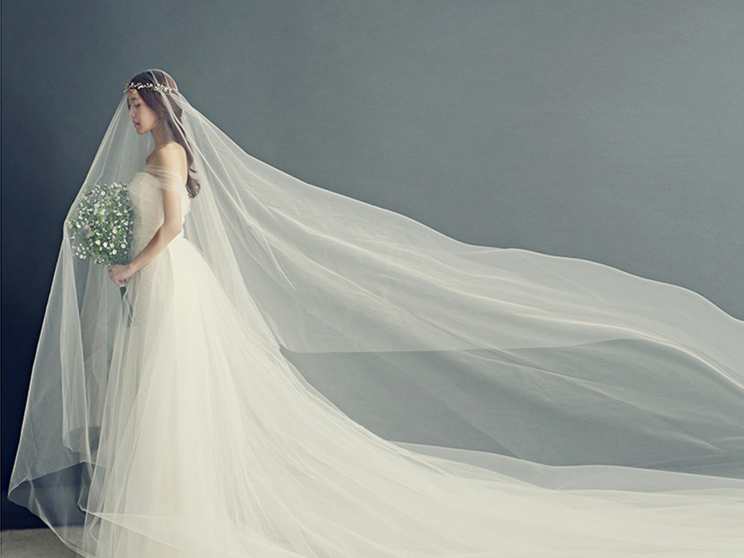 【热卖】璀璨婚纱套系 主纱+中式+敬酒服