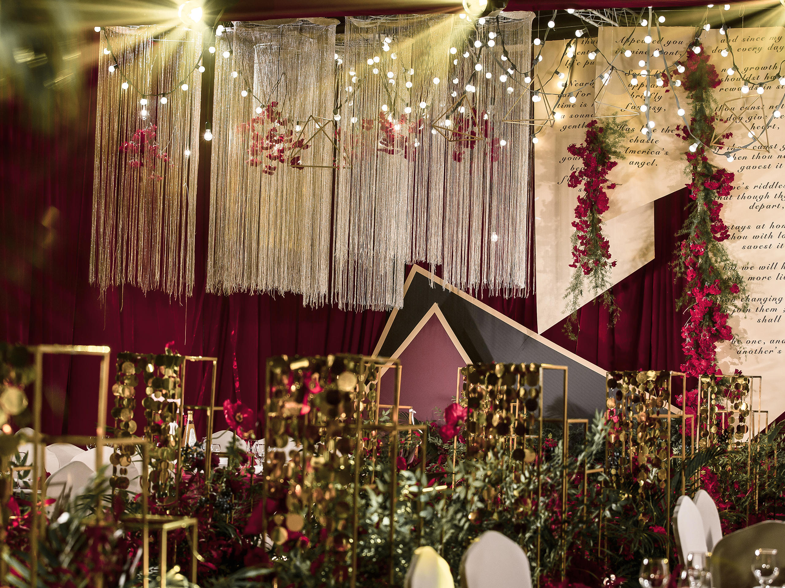 【复古红大气婚礼】婚宴现场布置婚庆策划 四大金刚