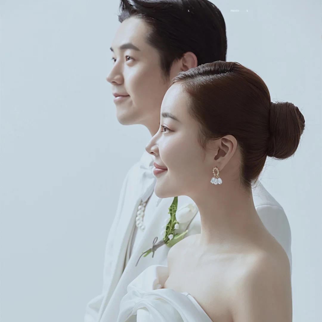 疯抢！超人气爆款#韩式婚纱照+总监服务