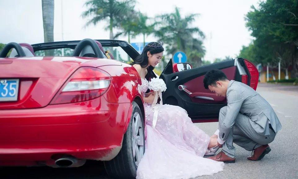 豪华跑车——给你一个此生难忘的婚礼！