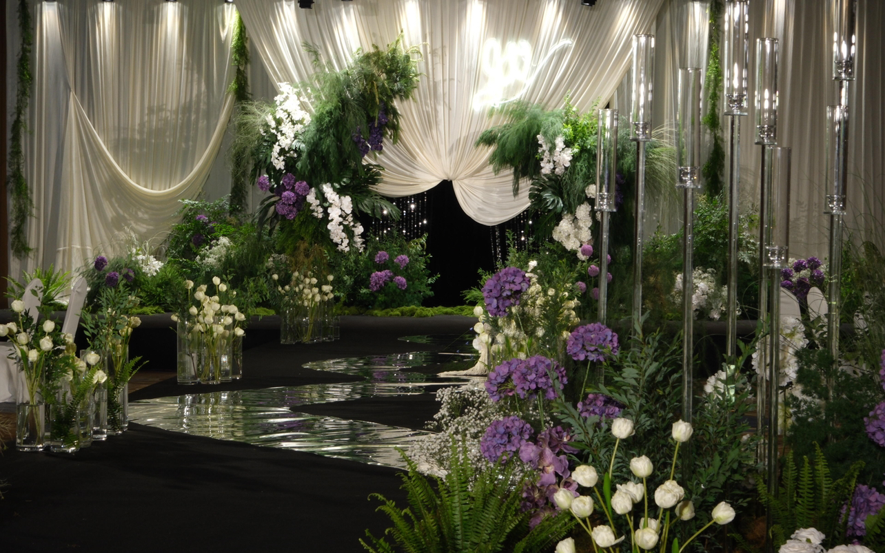 自然野生系布幔婚礼