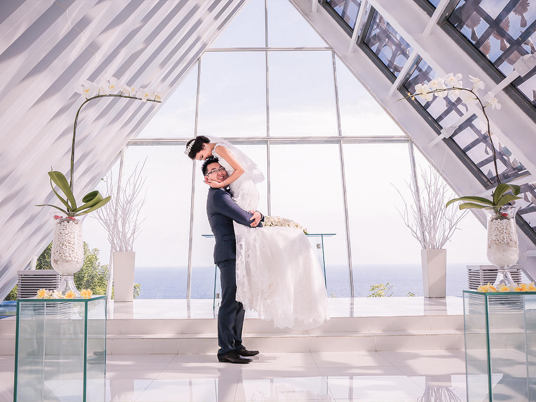 【花期海外婚礼】巴厘岛婚礼白鸽教堂婚礼定制策划