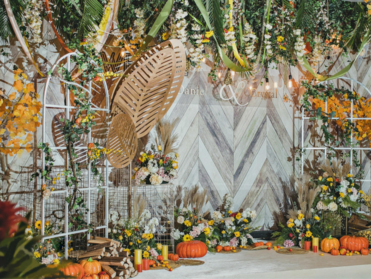 【七夕特惠】每满7000-700，加赠钻石项链