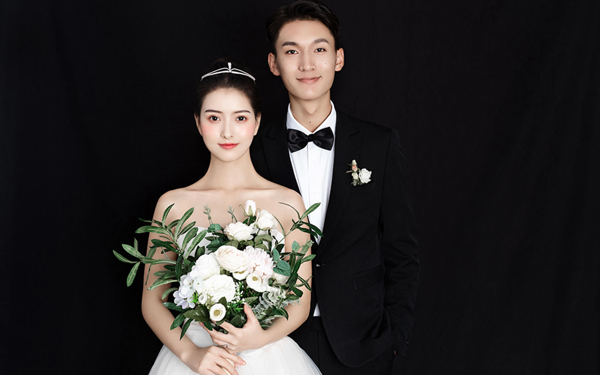 场景不限风格任选+10服10造+送万元礼包送婚纱