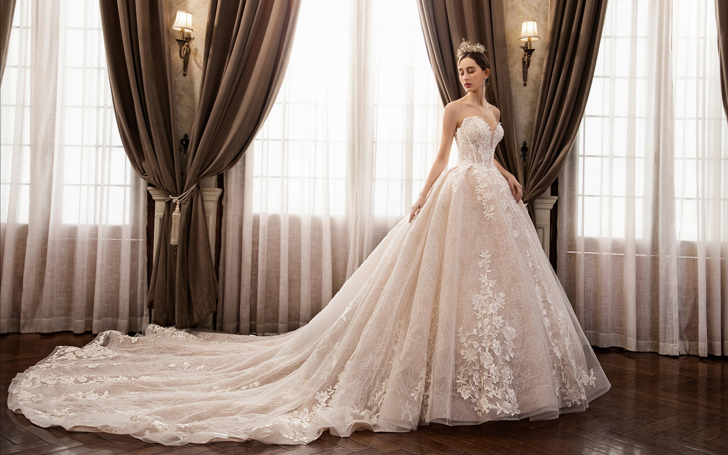 蒙娜丽莎礼服馆 2019新品发布