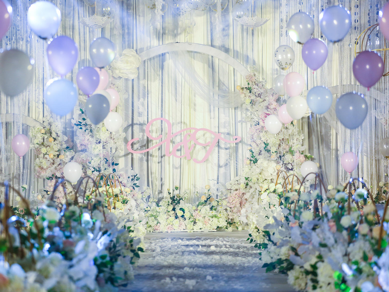 简约 ，大气，气球，小清新