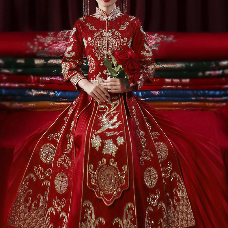 婚礼当天礼服3件套+婚纱+秀禾+敬酒服