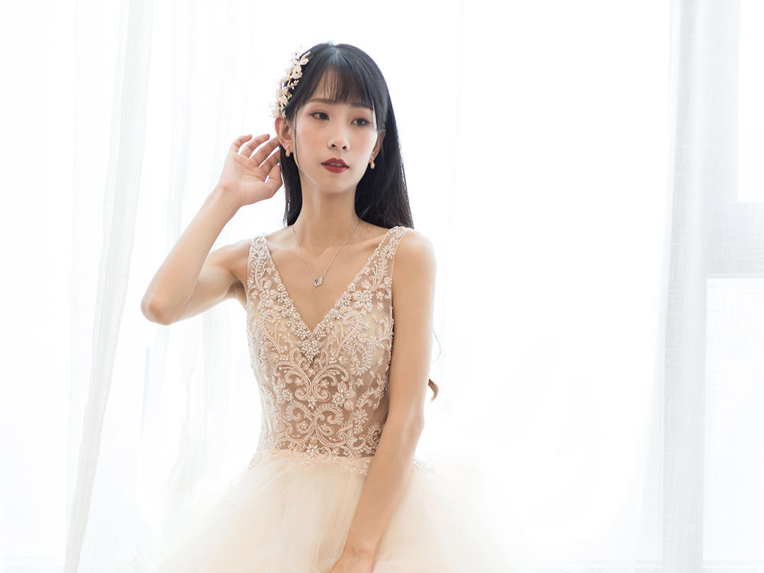 DORA BRIDAL 进口婚纱轻奢系列