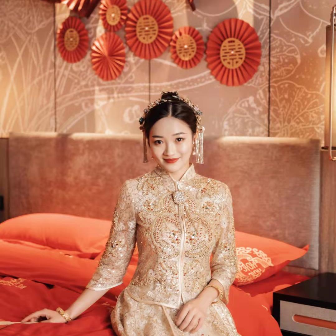 【瑞·恩总监老师跟妆】+六件套＋亲友妆！