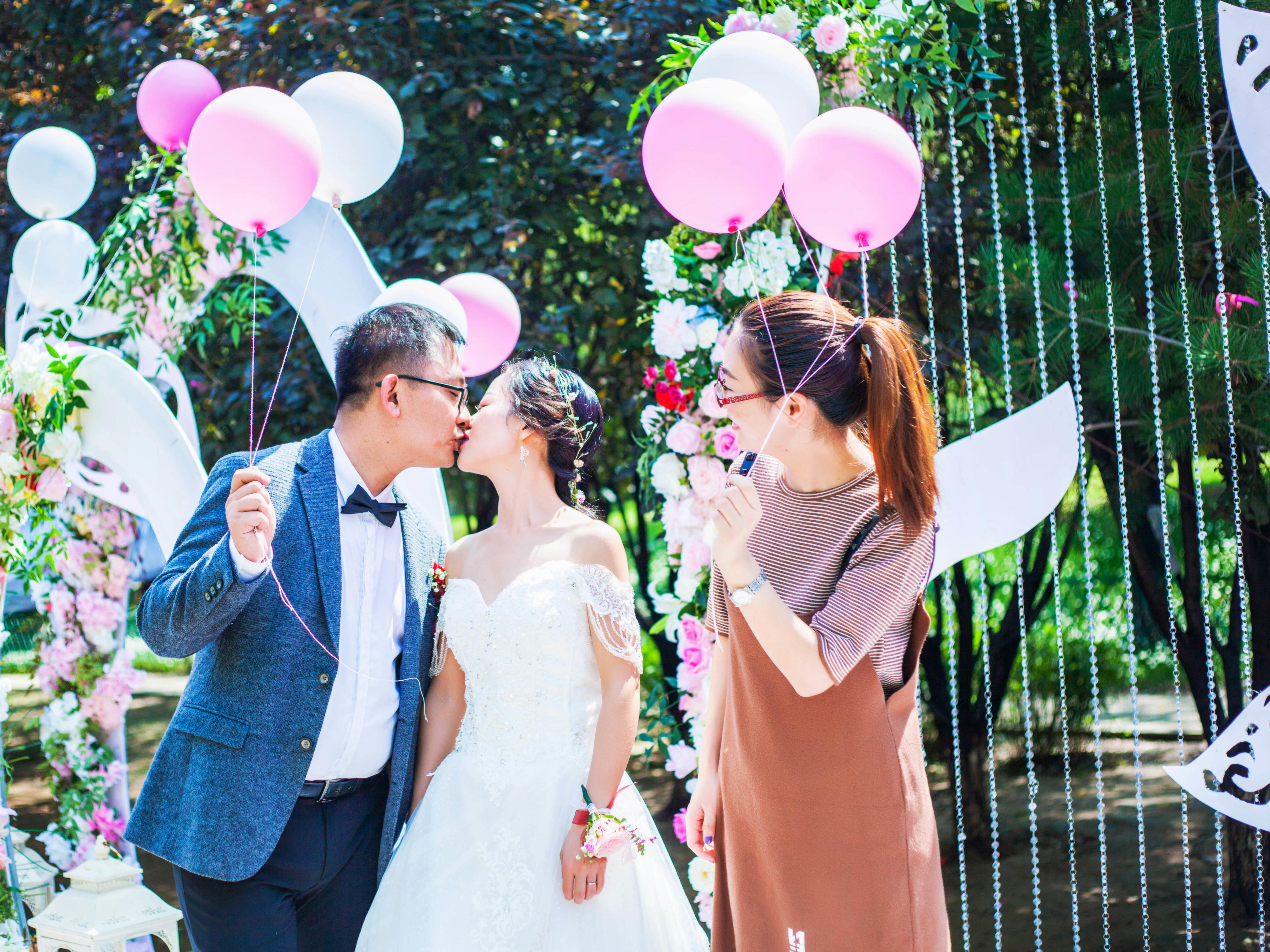 【店庆活动】全程跟妆3妆3造+ 秀禾+拖尾+礼服