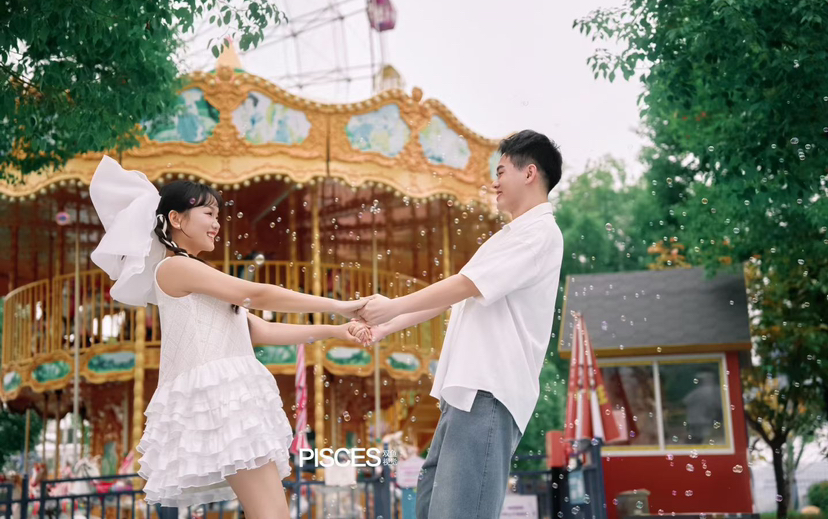 年輕人都愛(ài)紀(jì)實(shí)感婚紗照??生命力max?