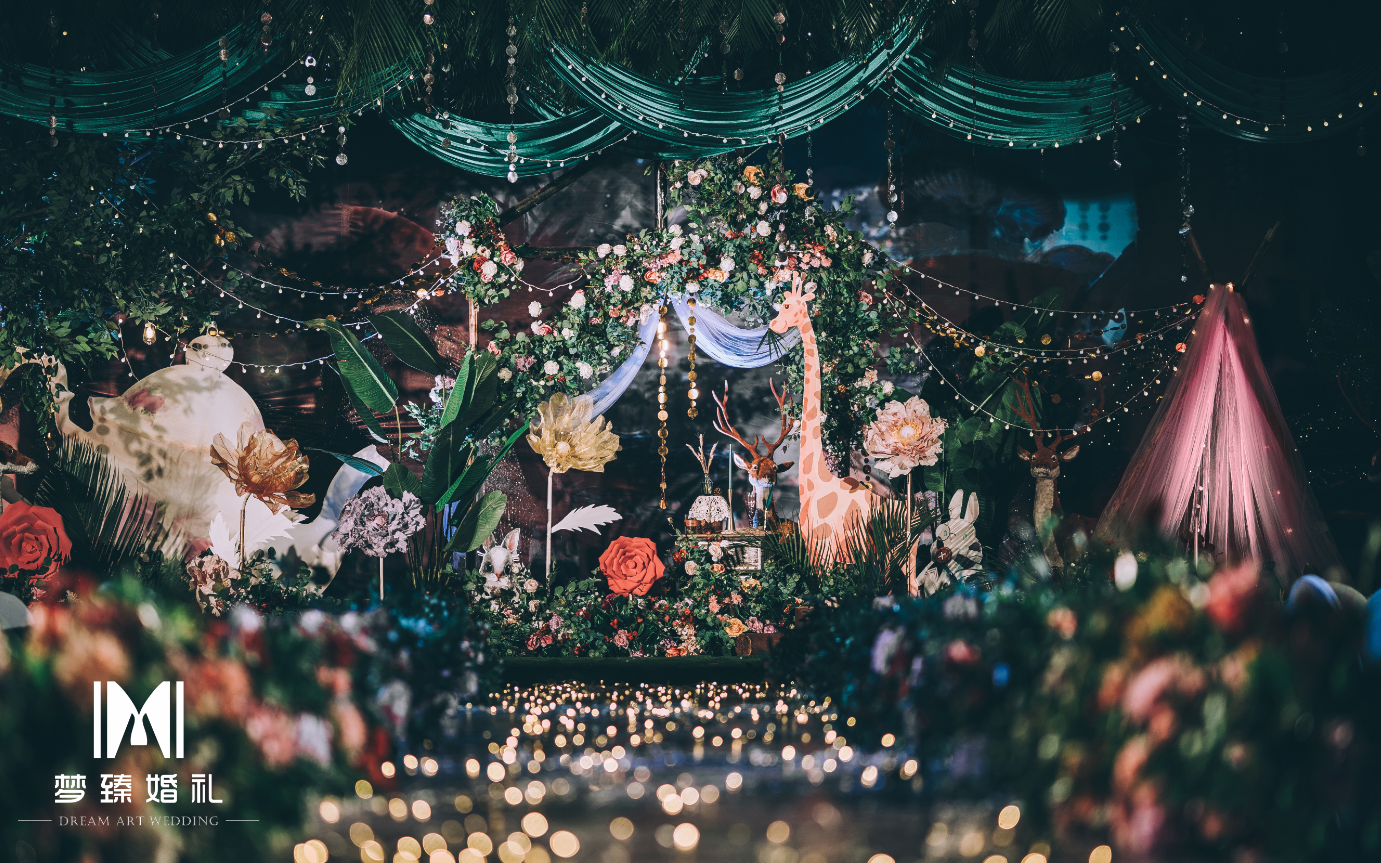 童话森系 梦幻仙境 墨绿