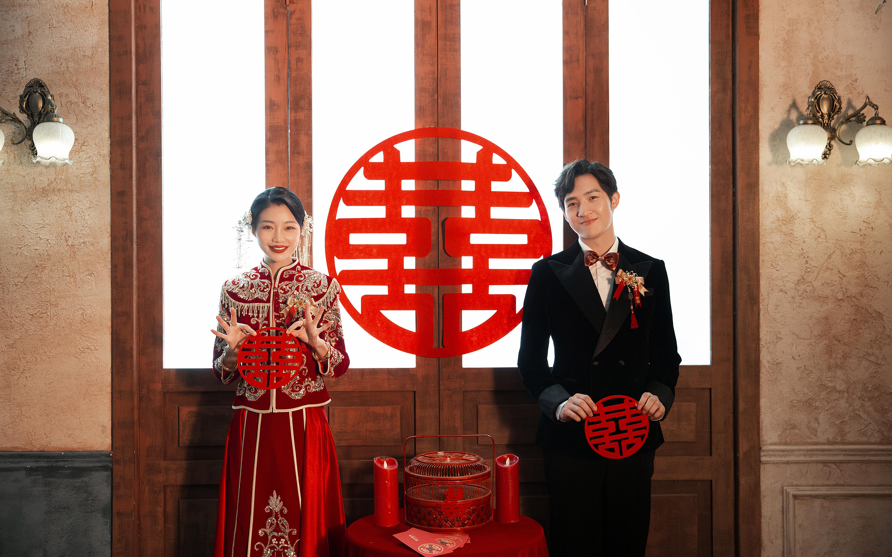 明星同款婚纱礼服／一价全包／定制微电影