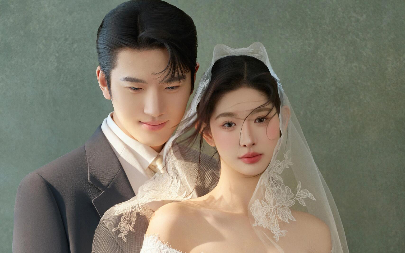 一眼就淪陷的復(fù)古油畫婚紗照｜美到失語