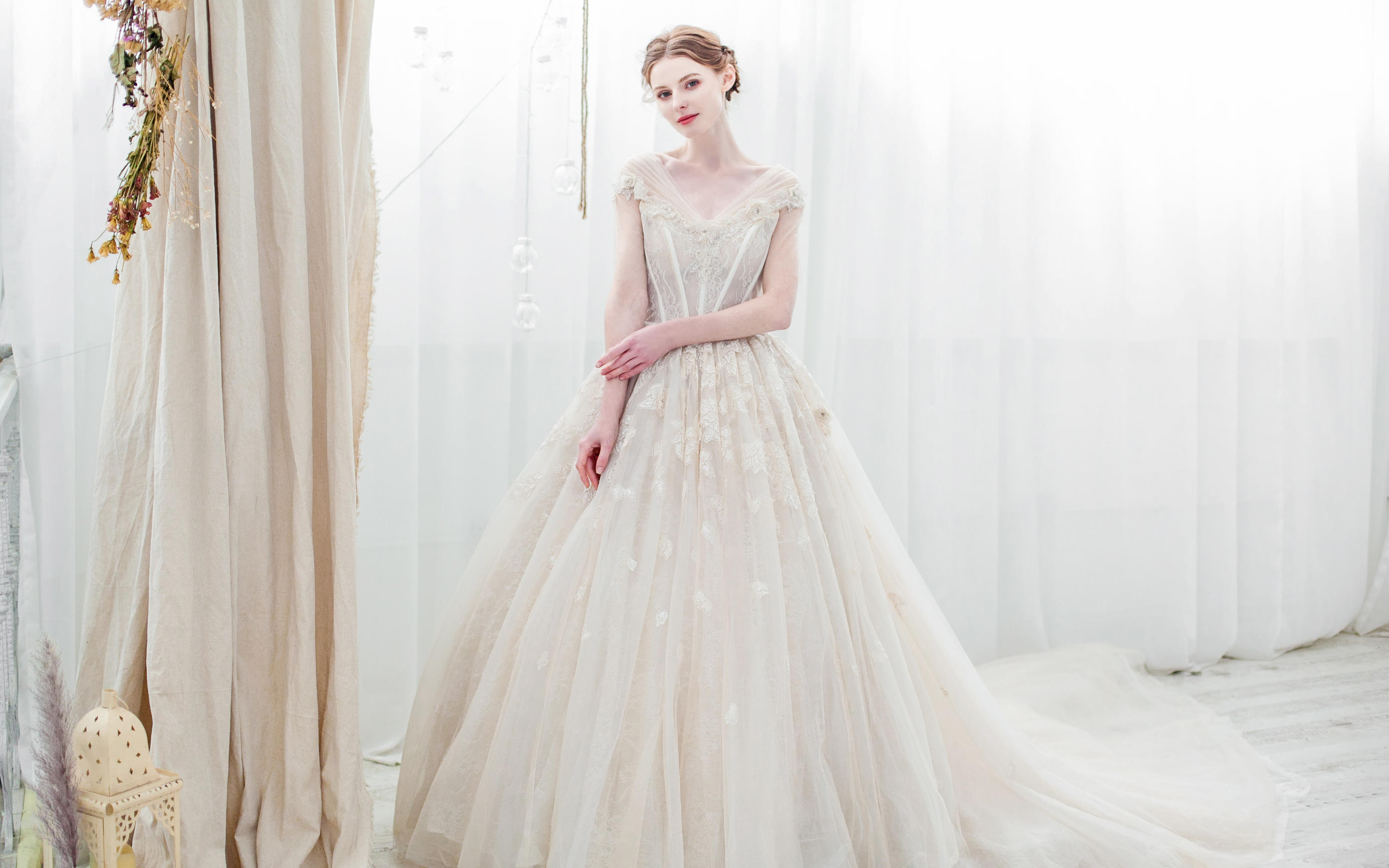 PINKY 春季新款 轻奢婚纱 