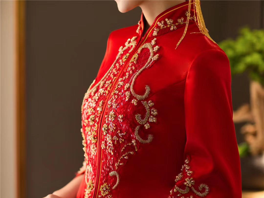 【洛维思婚纱经典套系】7套礼服+资深化妆师跟妆