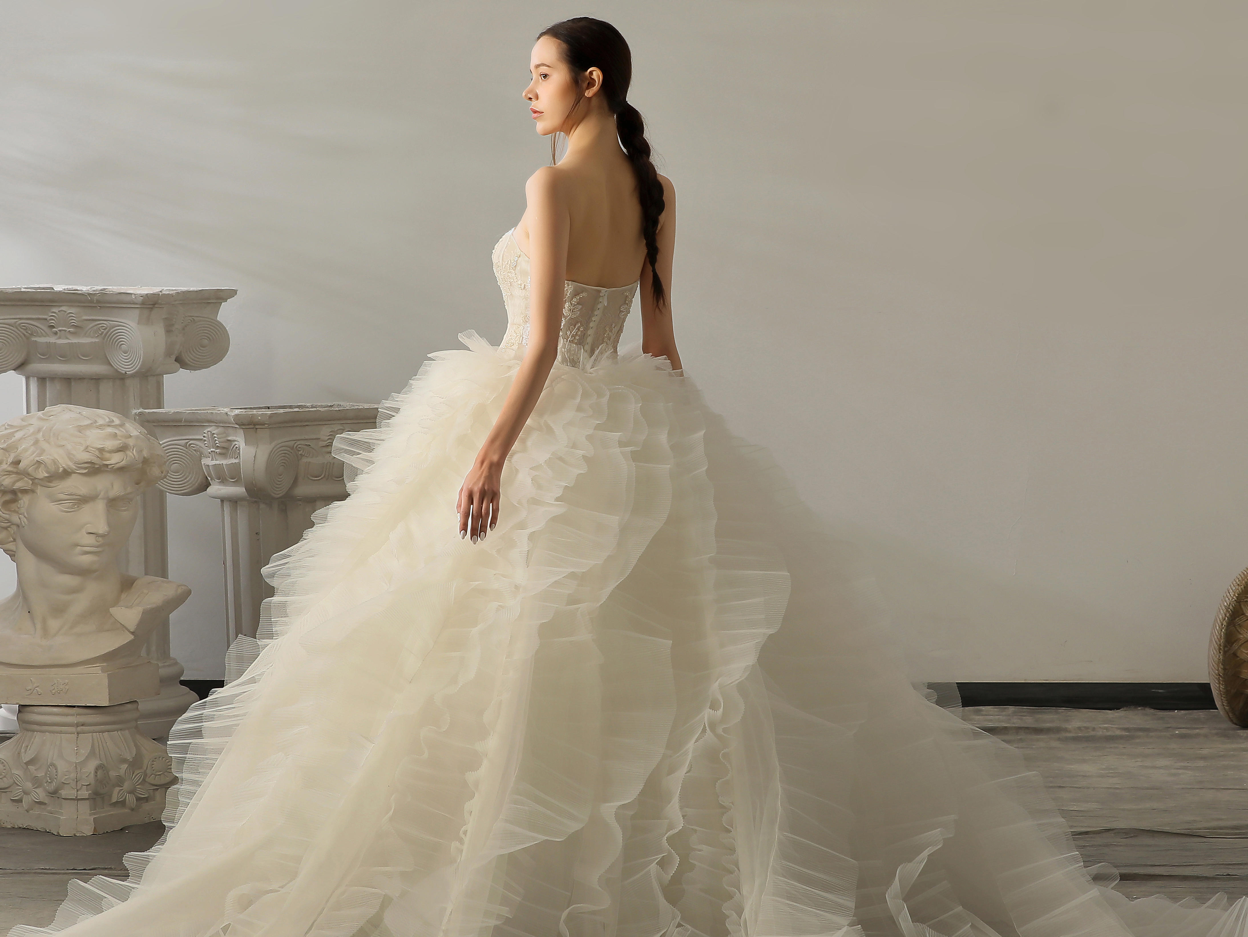 【新款推荐】ins风甜美桃心领云朵纱蛋糕蓬蓬裙