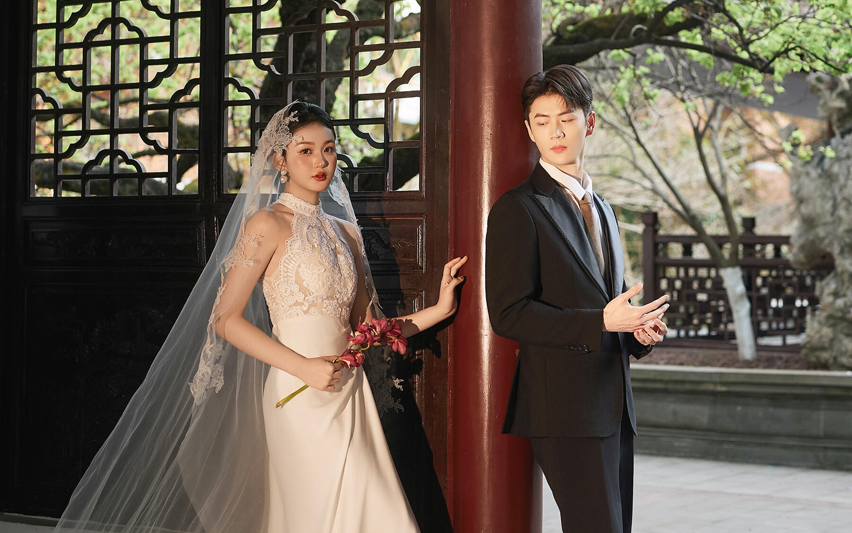 中式美学东方韵味的园林婚纱照