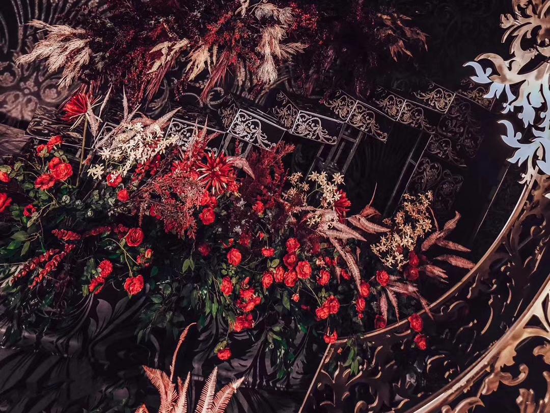 红色高端欧式主题婚礼含飘顶