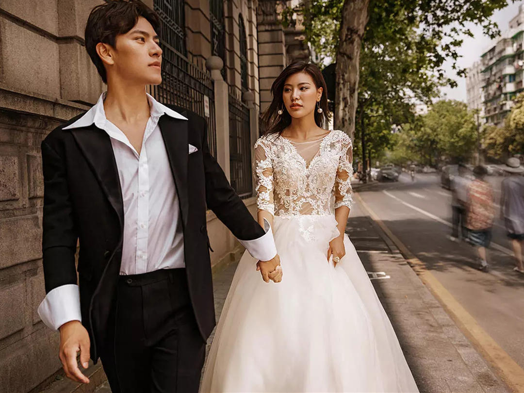 【限量推出】定西服送婚纱