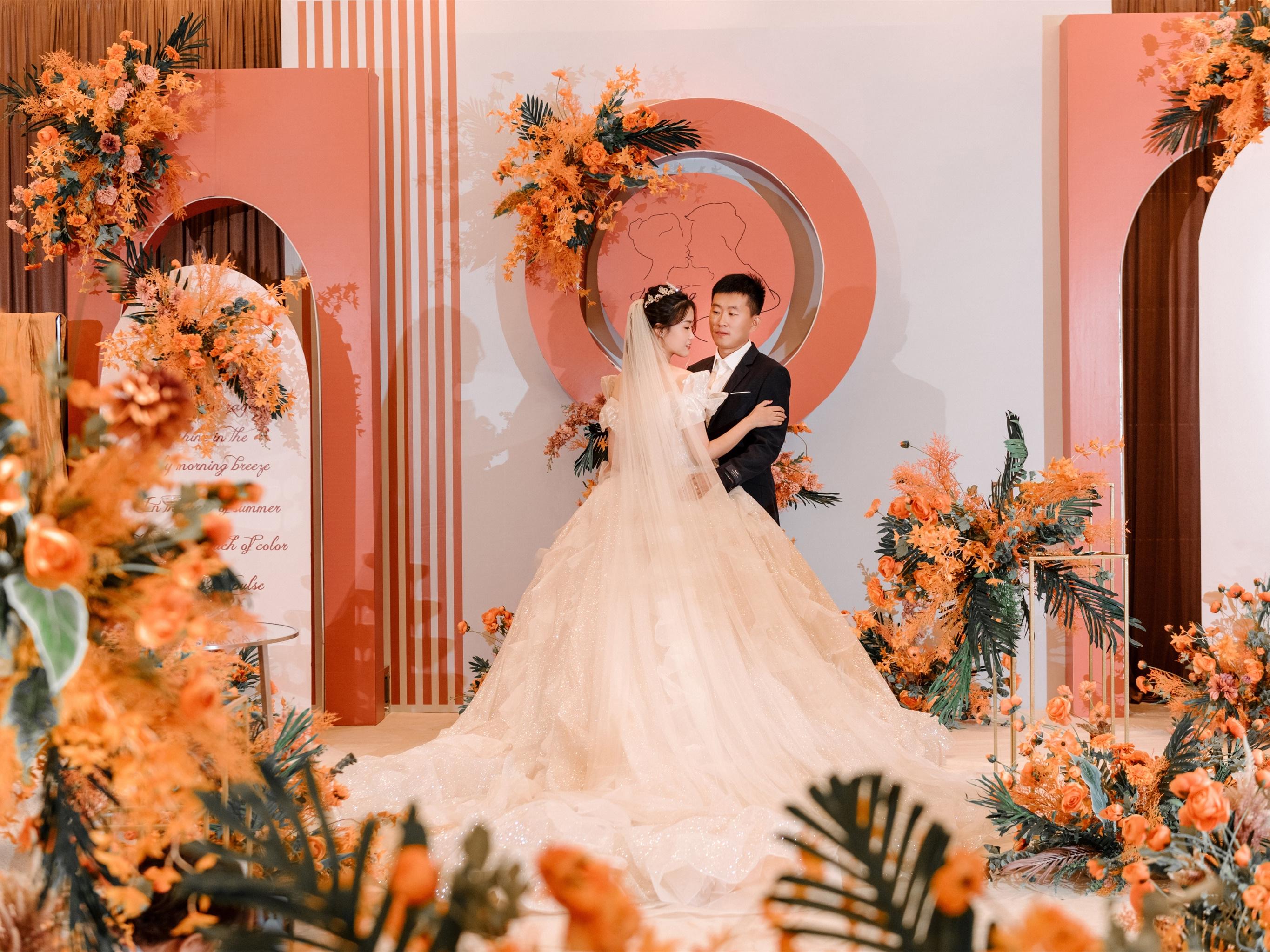 谁将调色盘打翻，酿成你爱的焦糖色