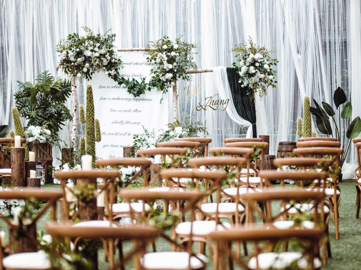 【安格婚礼】户外婚礼 白绿原木系小型婚礼