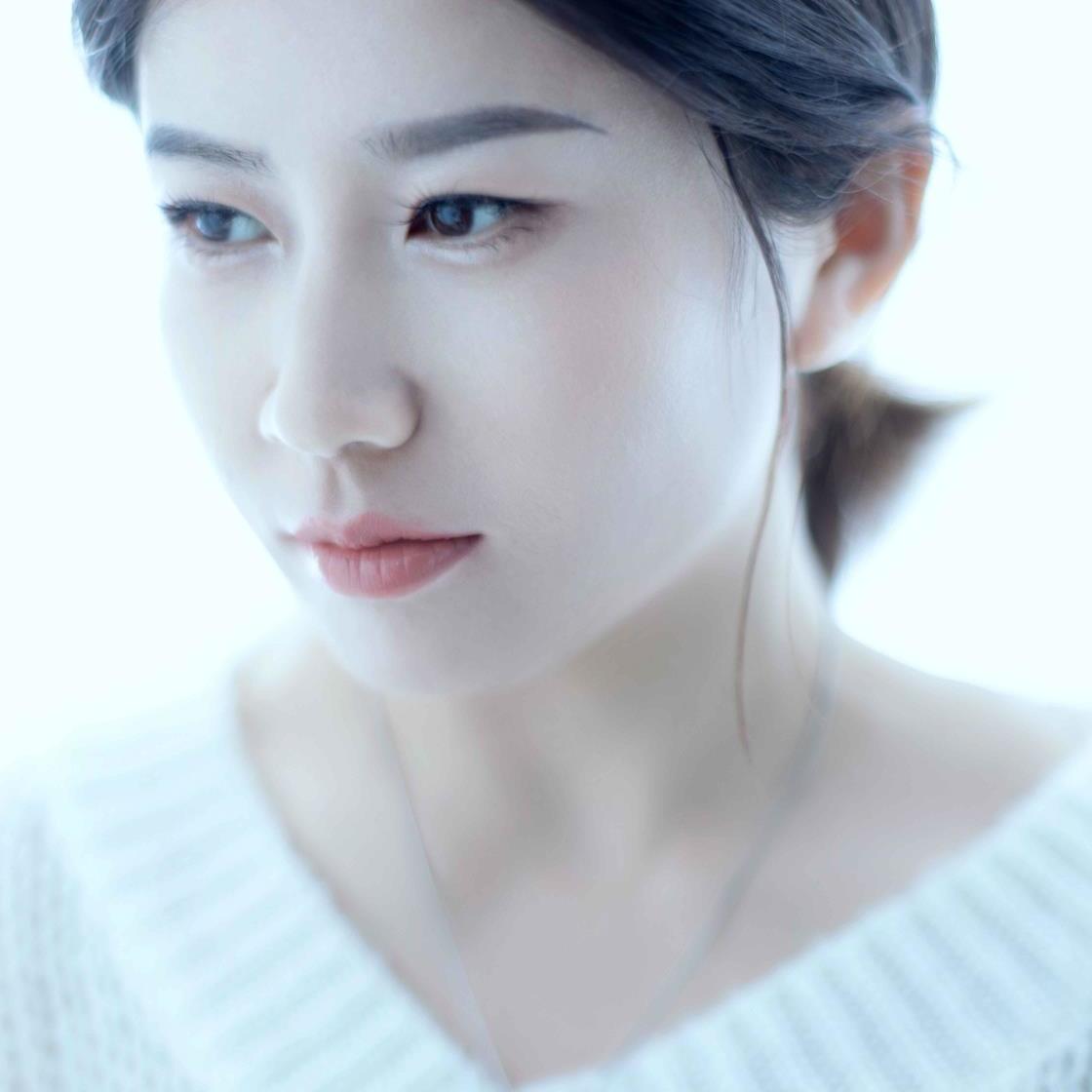 氧气系风格美女清新自然干净