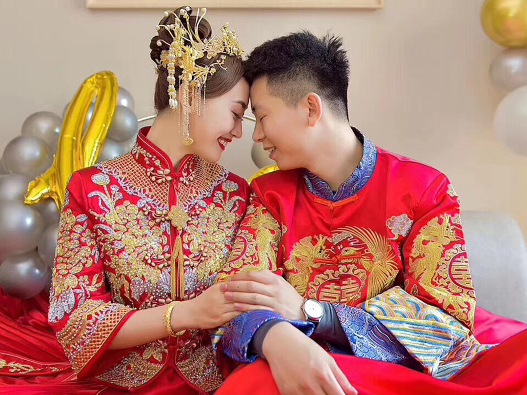 【特价套餐】全场任选3套（秀禾+婚纱+礼服）