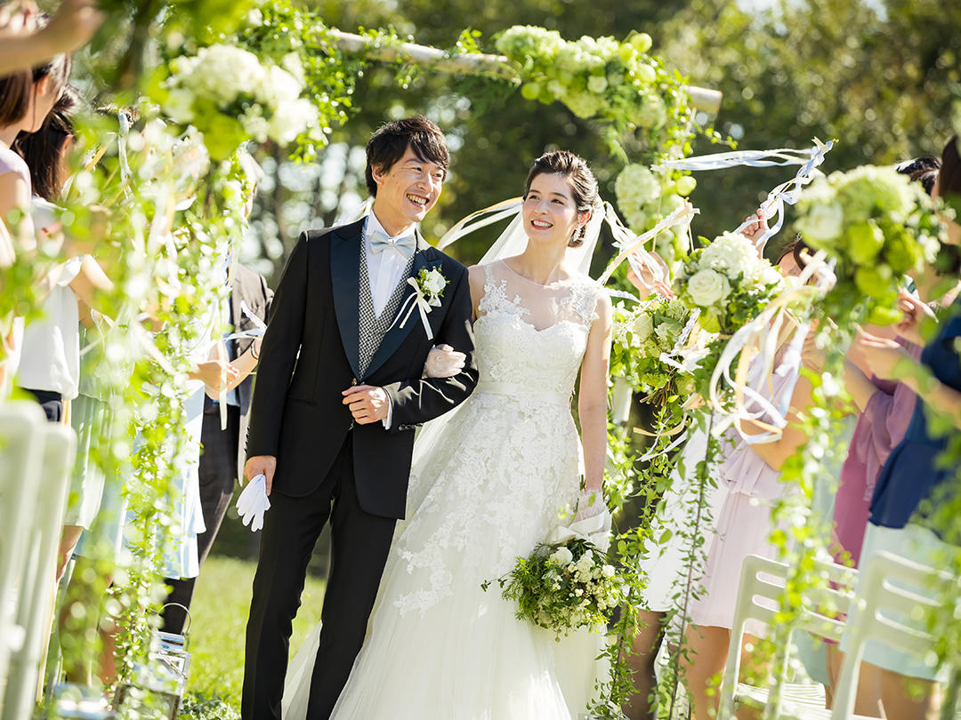 大阪-大阪城公园草坪婚礼-乐惟海外