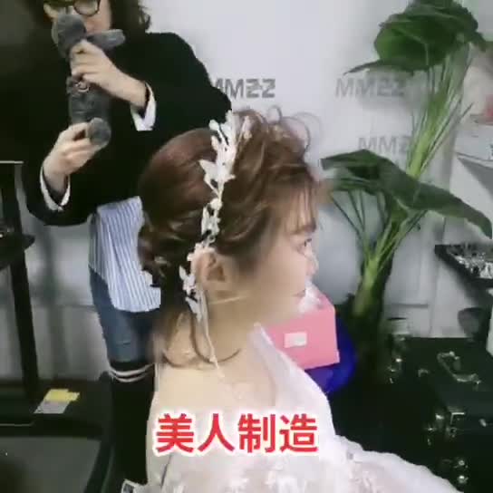 【济南本地特惠】妆造2套+资深造型师